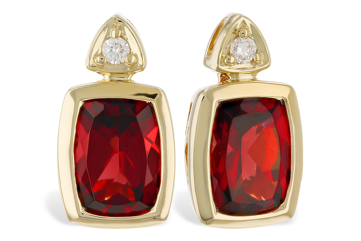 A274-13250: EARR 1.90 TW GARNET 1.94 TGW (7x5MM GAR)