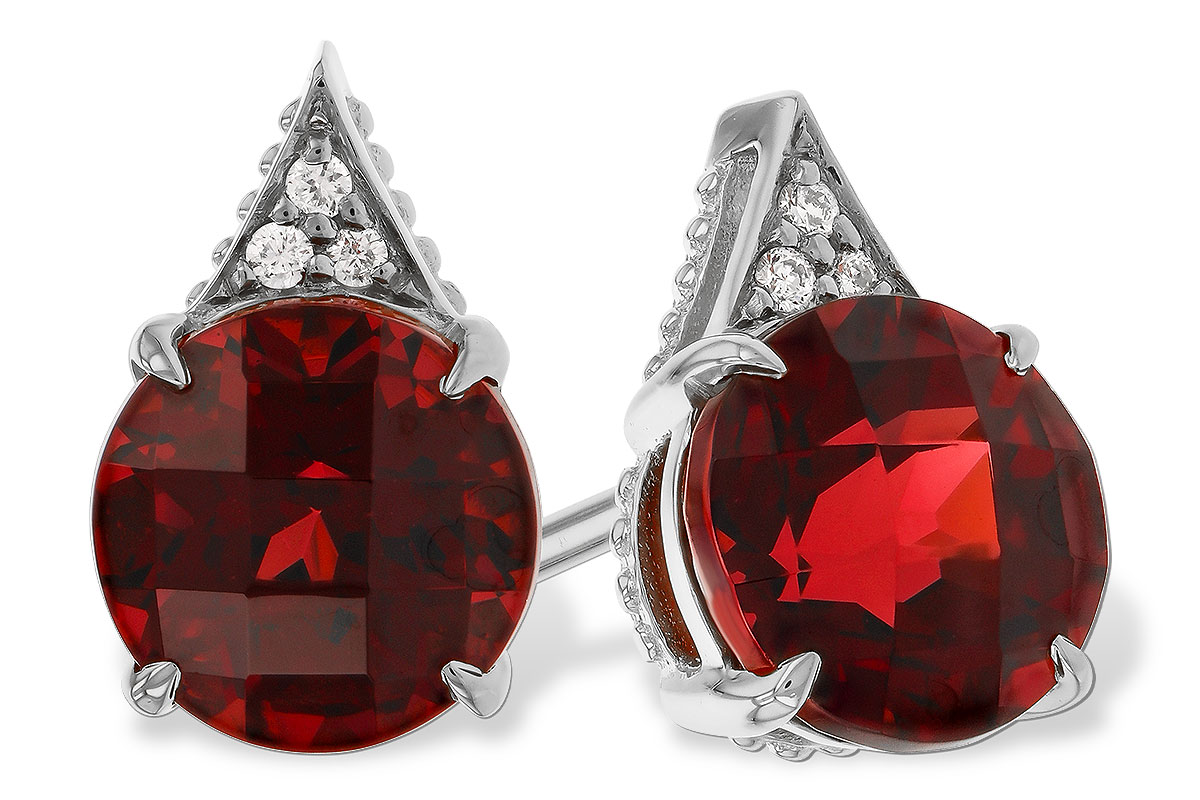 B275-06841: EARR 2.08 TW GARNET 2.10 TGW (6MM RD)