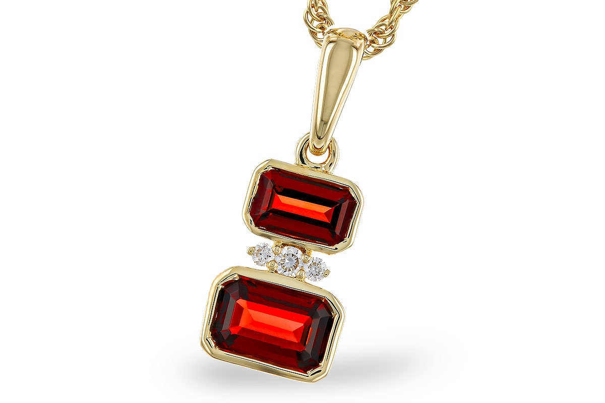 F275-02332: NECK .98 TW GARNET 1.01 TGW