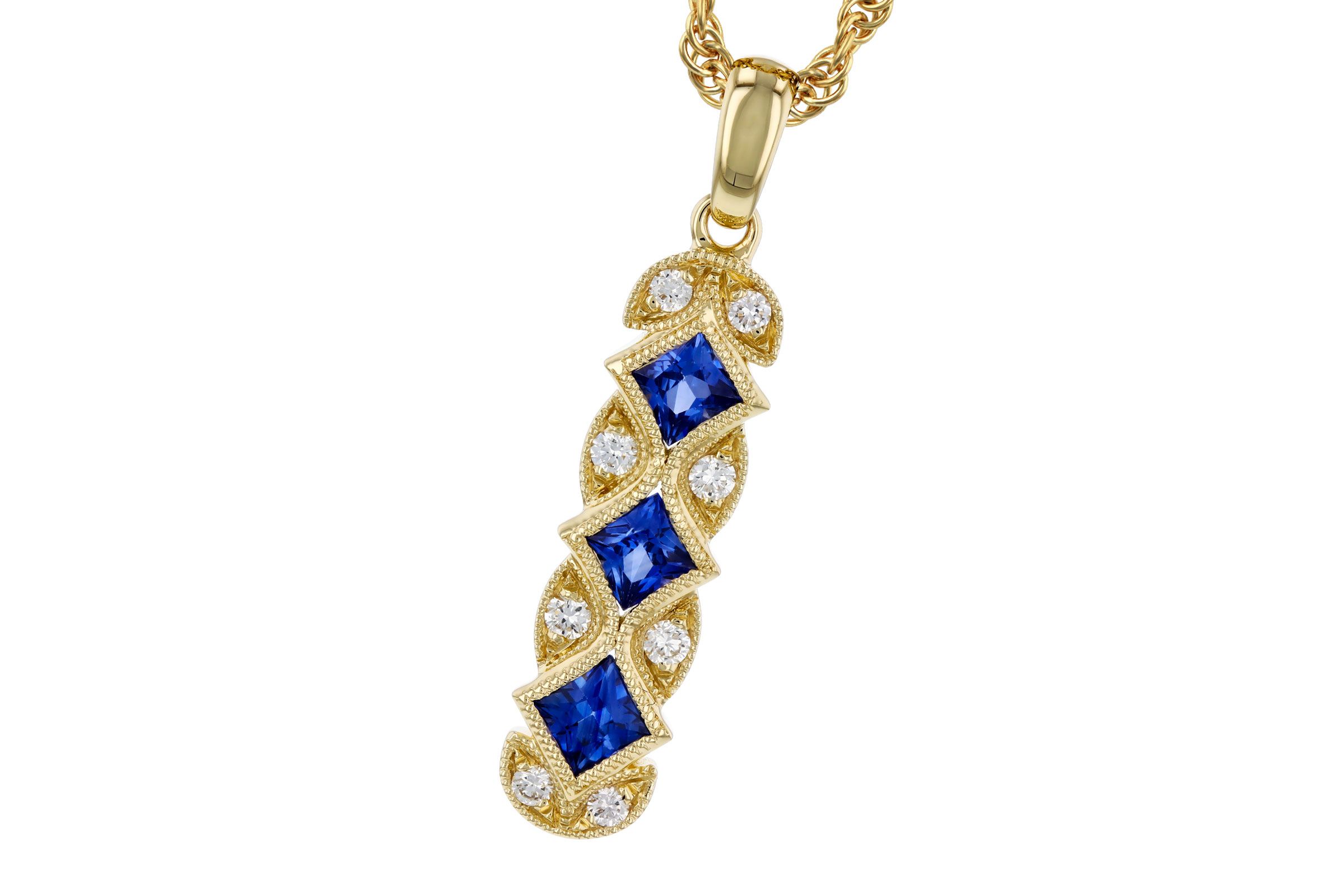 F275-93186: NECKLACE .55 TW SAPPHIRE .64 TGW