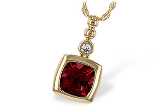 H189-59586: NECK 1.40 GARNET 1.44 TGW