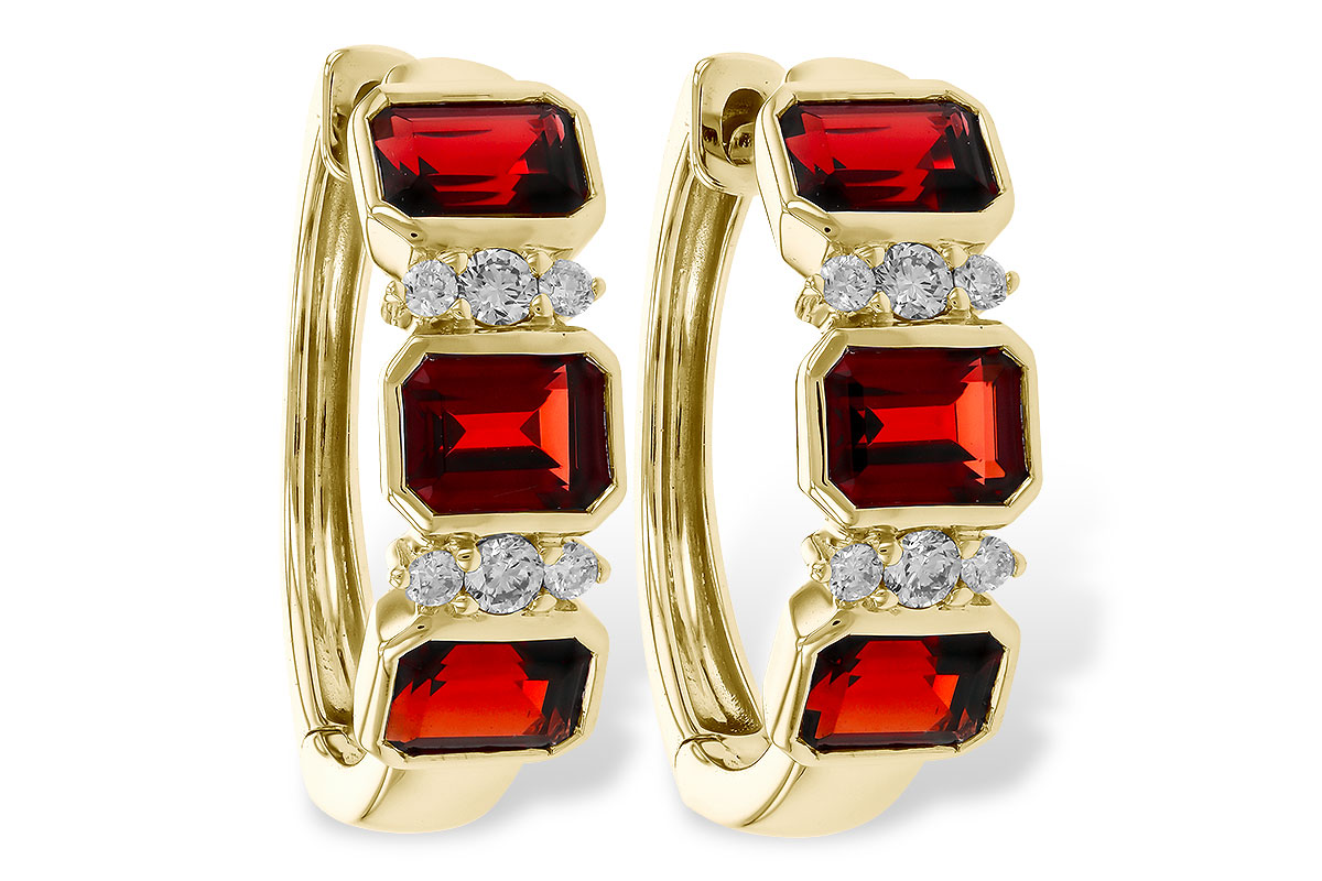 H275-02332: EARRING 1.50 TW GARNET 1.61 TGW