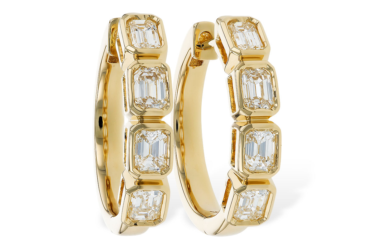 K274-15004: EARRINGS 1.10 TW EMERALD CUTS
