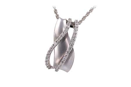 L184-13222: NECKLACE .28 TW