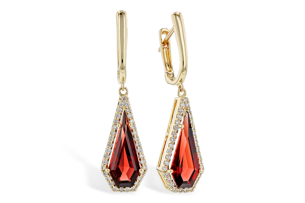 L274-11404: EARR 3.16 TW GARNET 3.40 TGW