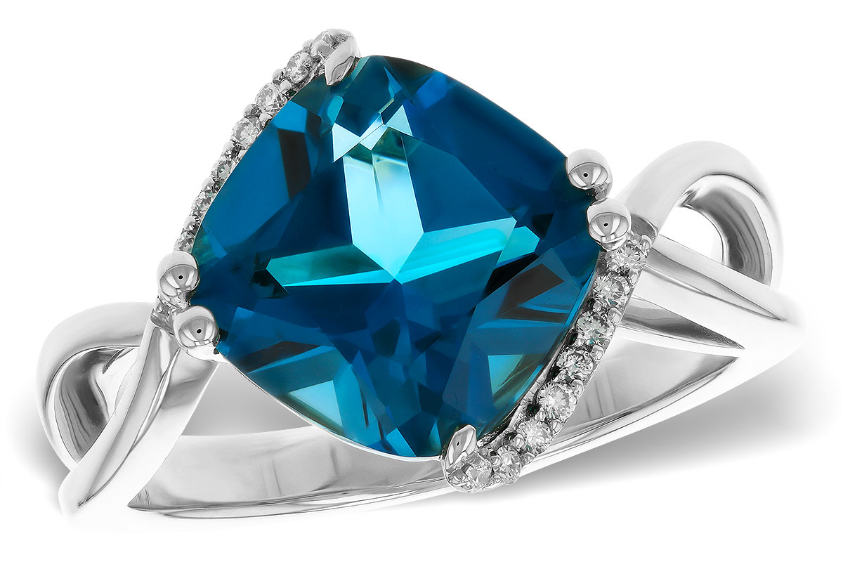 L275-06868: LDS RG 4.42 LONDON BLUE TOPAZ 4.50 TGW (10MM LBT)